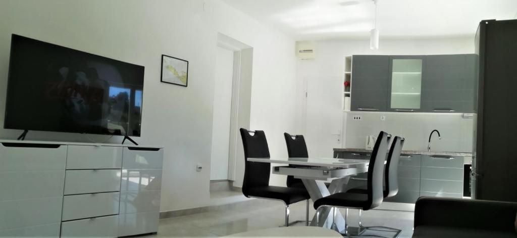 Apartment Zalo Donje Selo na Solti Luaran gambar