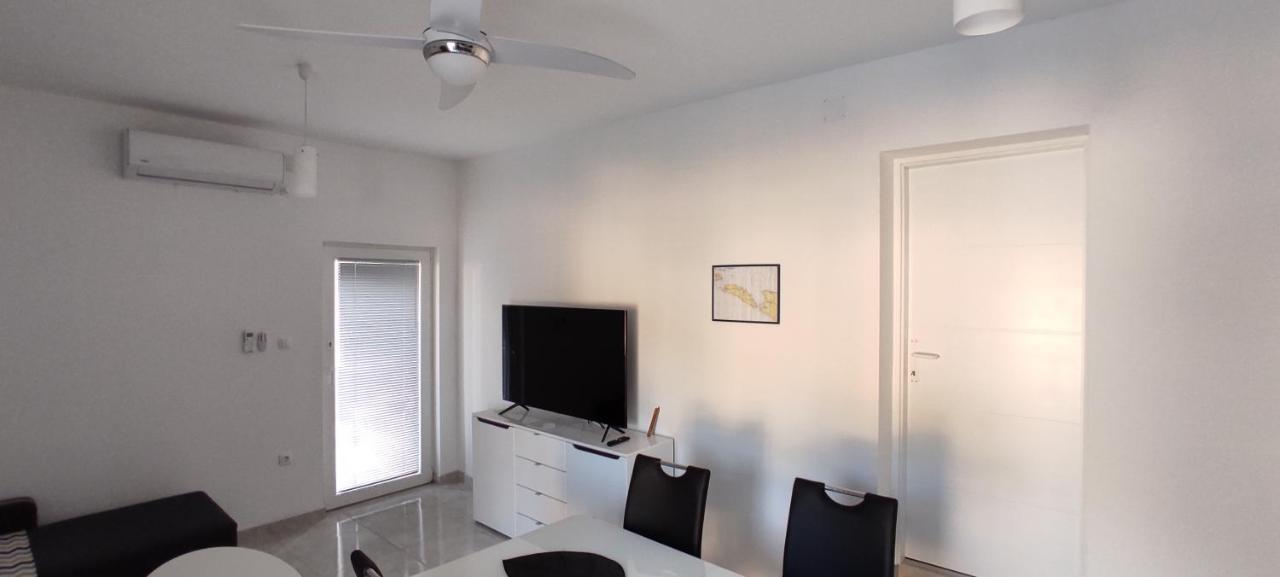 Apartment Zalo Donje Selo na Solti Luaran gambar